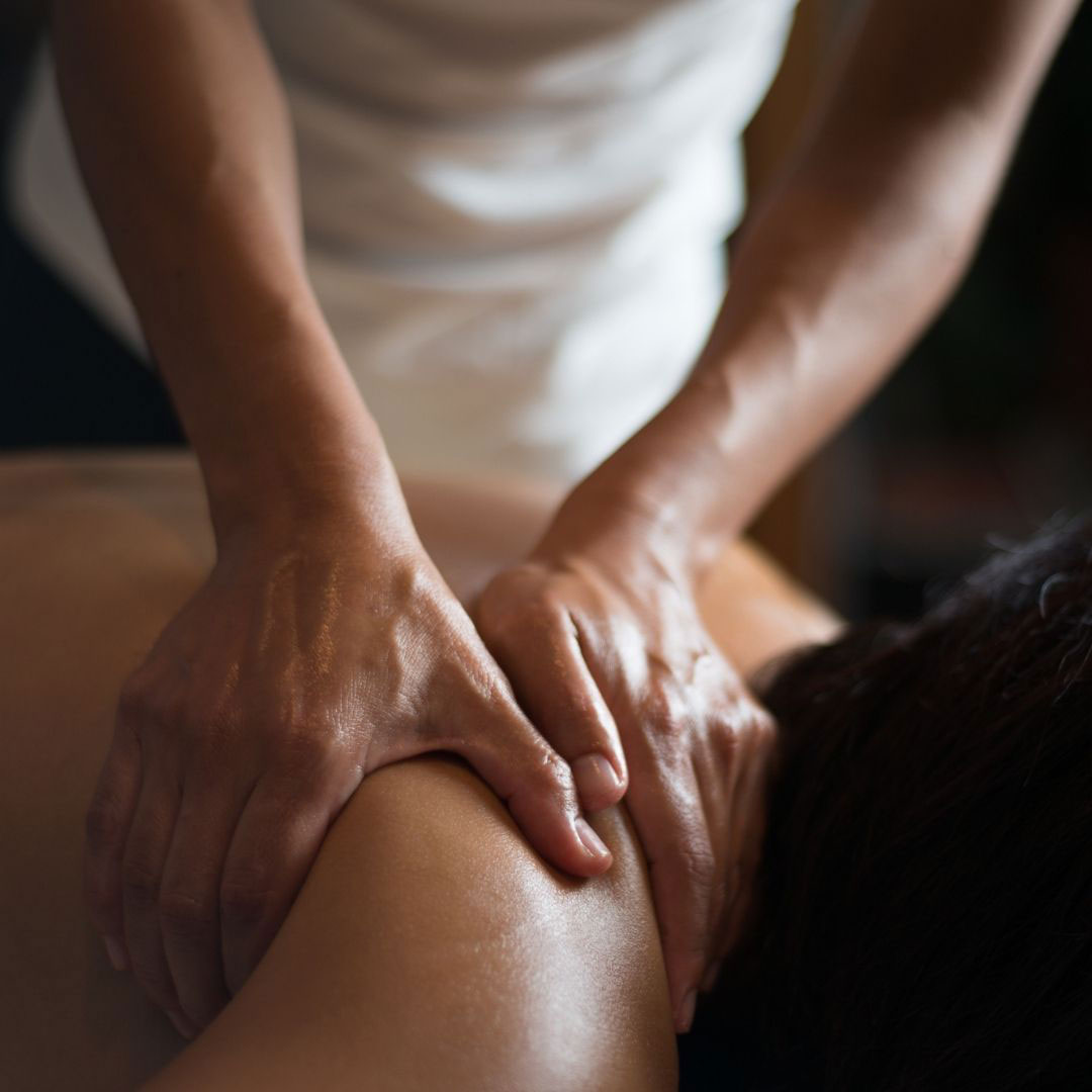 massaggio olistico vantaggi per diventare massaggiatore professionista nazionale scuola di massaggio