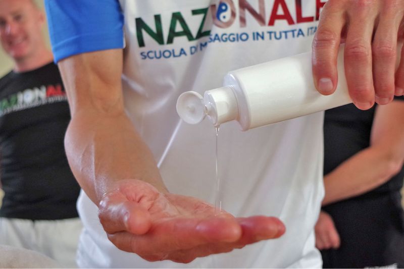 Ecco come creare benessere e relax a 360°: scopri il Diploma di Operatore in Massaggio Olistico